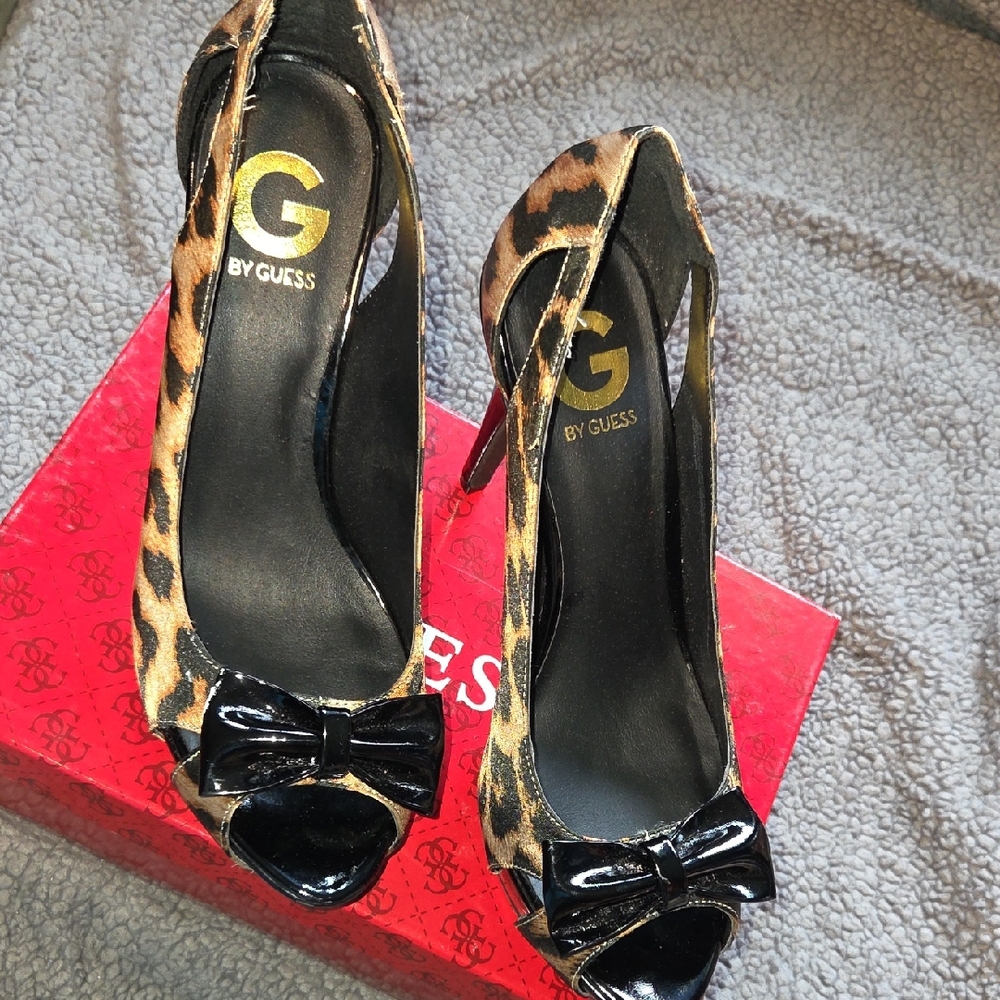 Guess Black and Leopard Print Heels